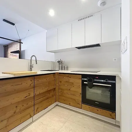 Large New Duplex, 10 People Mountain View & Terrace * La Plagne