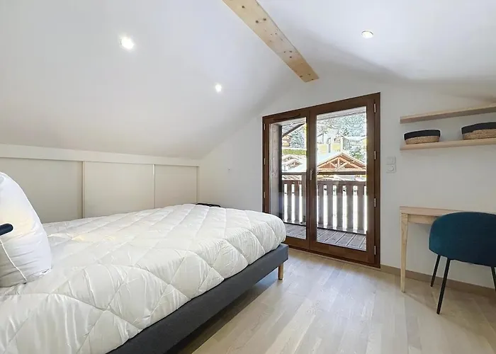 Large New Duplex, 10 People Mountain View & Terrace * Ла-Плань